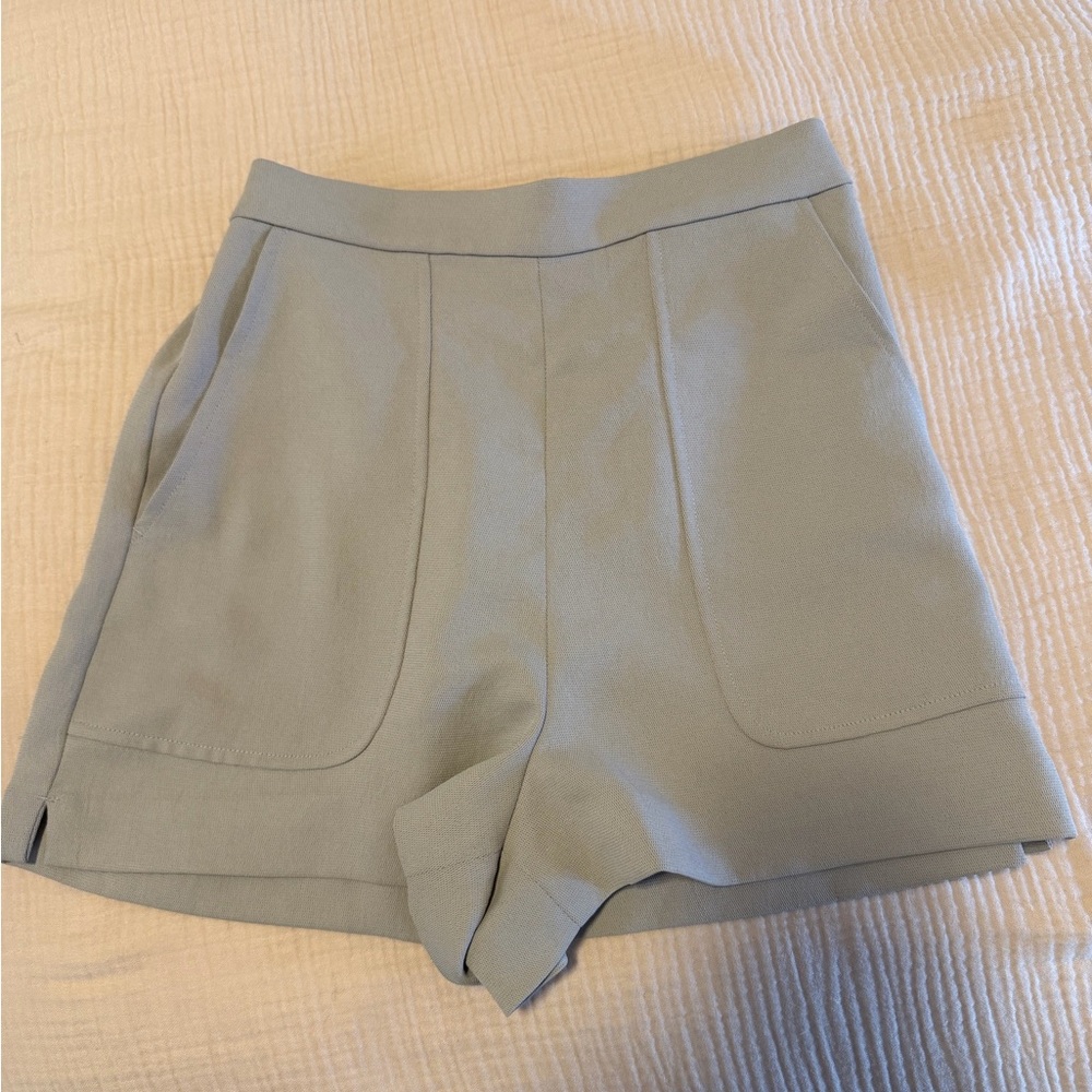 Wilfred Light Grey/Sage High-Rise Shorts